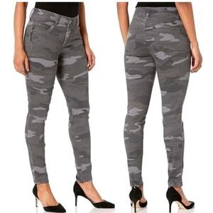 Democracy Absolution Ab Tech Green Camo Skinny Jeans Size 2